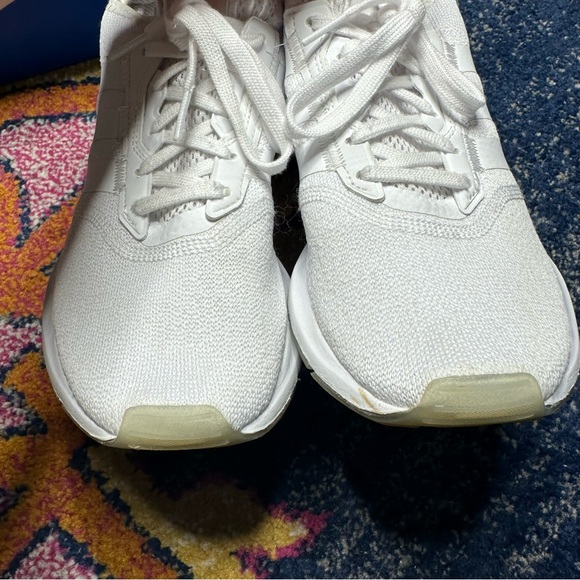 Adidas Swift Run X Triple White Sneakers sz 9 - Picture 7 of 10